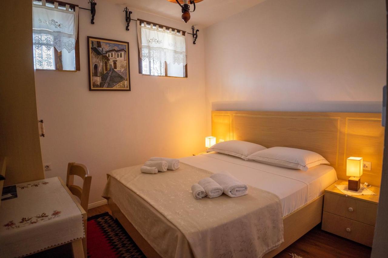 Hotel Borklad Berat Exteriör bild