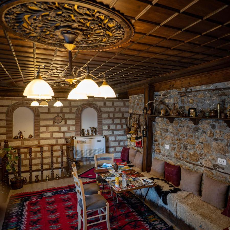 Hotel Borklad Berat Exteriör bild