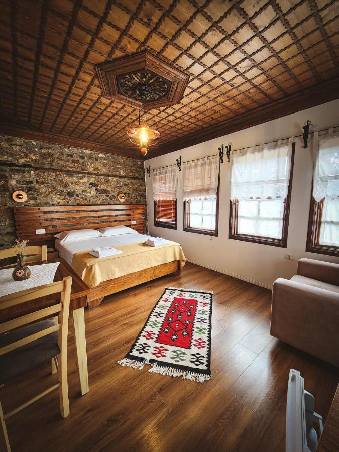 Hotel Borklad Berat Exteriör bild