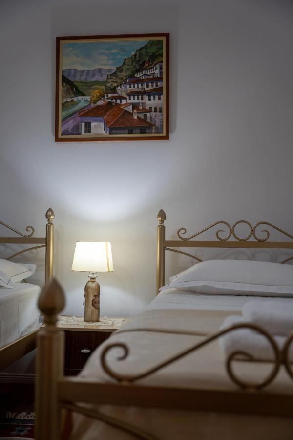 Hotel Borklad Berat Exteriör bild