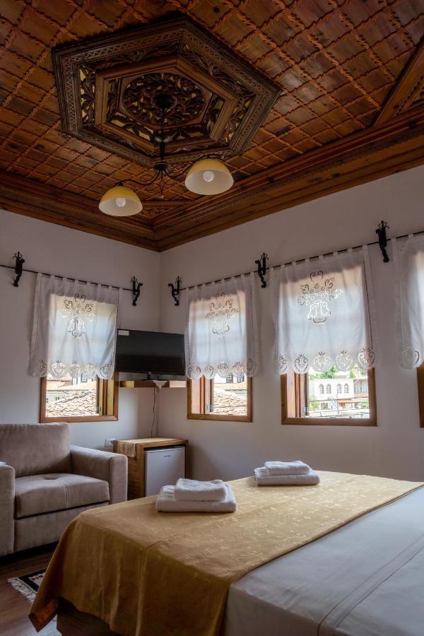 Hotel Borklad Berat Exteriör bild