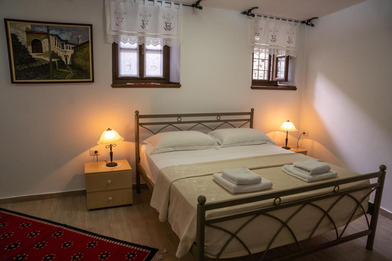 Hotel Borklad Berat Exteriör bild